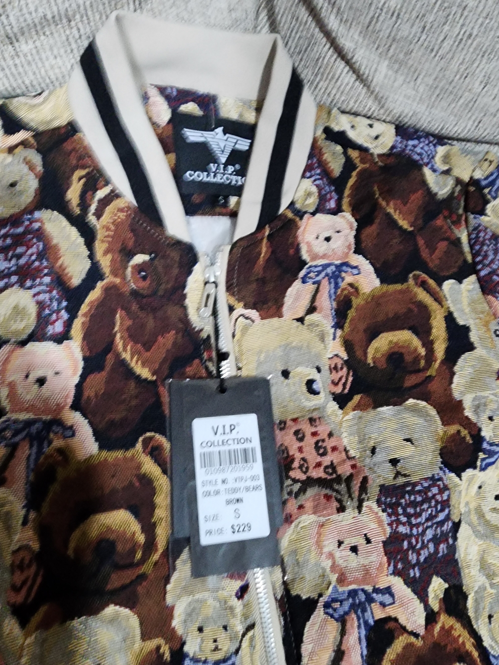 V.I.P. Collection Men's Teddy/Bear Pattern Varsity Bomber Jacket Size S - Picture 4 of 10
